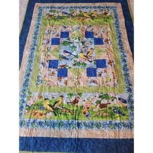 Handmade Small Lap Quilt Masjine Quilted Patchwork  35" X 46.5" Birds & Flowers